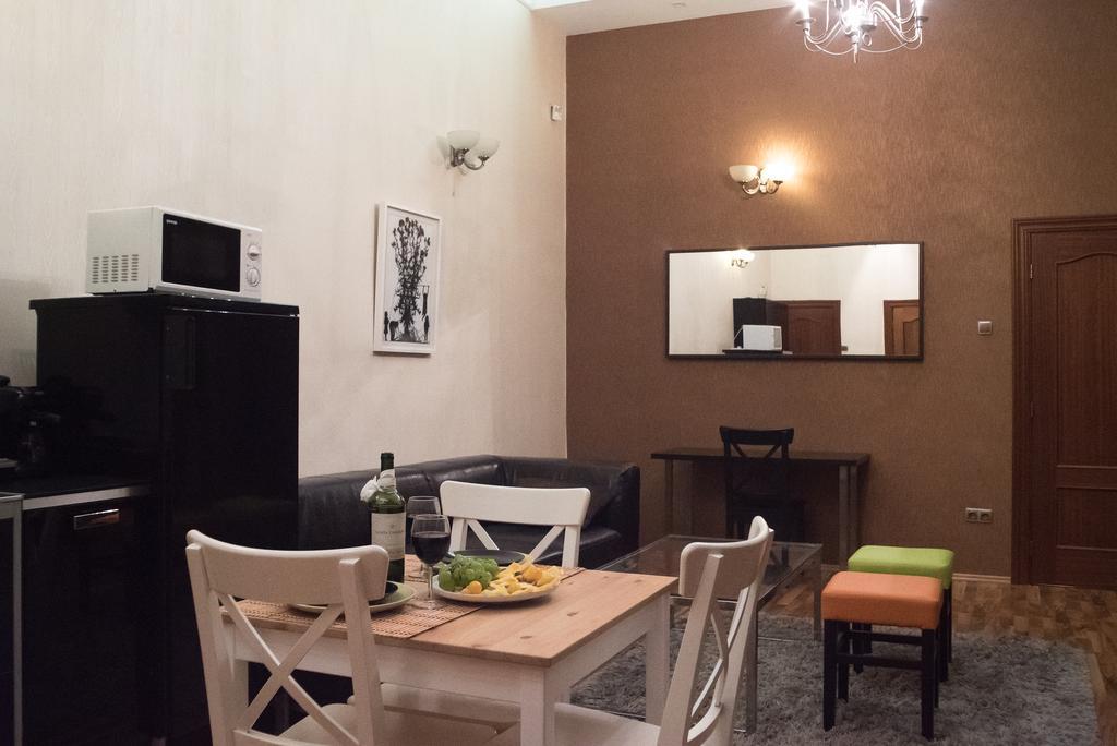 Inviting Flat In The Heart Of Town Lejlighed Budapest Eksteriør billede